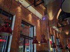-FOUR PLAY BAR