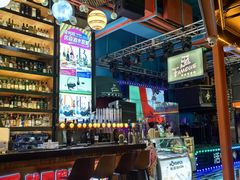 -Famous肥猫墨西哥音乐餐吧(五棵松华熙LIVE店)