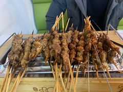 -烤满分·东北烧烤(首经贸店)