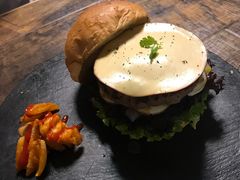 -HIGH FIVE哈福手工汉堡(桂林路店)