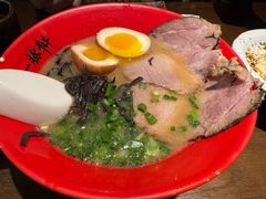 -一豚轩·烧鸟·豚骨拉面(五四路店)