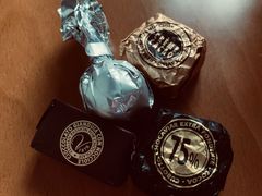 -VENCHI 闻绮(上海佛罗伦萨小镇店)