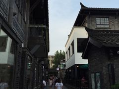 -星巴克臻选(成都宽窄巷子店)