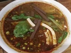 粉丝羊血-子午路张记肉夹馍(小寨西路店)