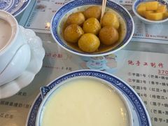 -广信牛奶甜品世家(台东店)