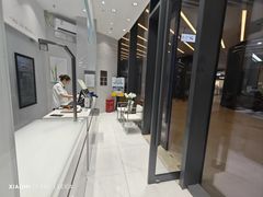 -福奈特洗衣洗鞋(宝华广场店)