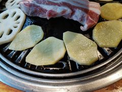 厚切五花肉-唯成•韩国炭火烤肉 유성고기