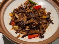 -荷塘秋月·本帮江浙菜(国权路店)