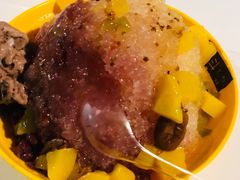 蜜豆鲜果刨冰-二斗栗子(西湖道店)