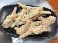 沙姜鸡脚-黄师奶甜品店