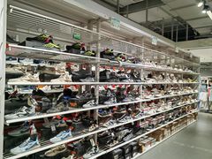 -唯品会(北京国瑞城店)