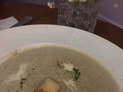 奶油蘑菇汤-SONGUOLIFE松果咖啡(七莘路店)