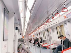 -新百广场(地铁站)