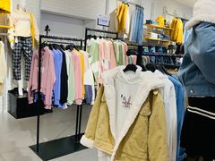 -三福时尚(三峡广场华夏银座店)