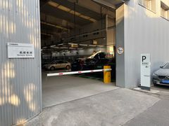 -青岛中升沃茂沃尔沃4S店(市北店)
