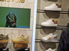-NIKE品牌体验店(南京东路店)