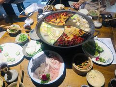 -白乐天毛肚火锅馆(南滨路店)