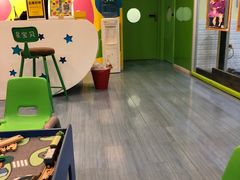 -星宝贝美术创意中心(万嘉商业广场店)