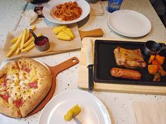 -必胜客(WOW中心城店)