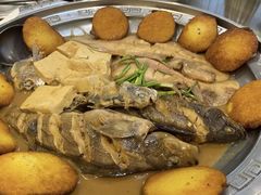 -今鲜源酒店·海鲜锅贴青岛菜(新湛路店)
