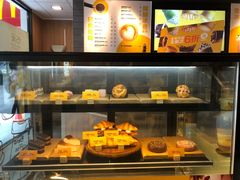 面包甜点陈列柜-麦当劳(宝山大厦店)