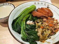 -狮头牌卤味研究所·卤味饭(花城汇南区店)