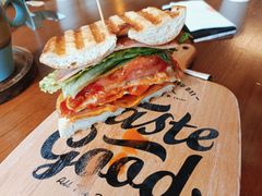 俱乐部贝果-Catch Bagel(芳草地店)