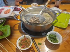 -养牛邓·潮汕牛肉海鲜自助火锅(广州店)