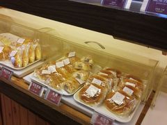 -韩国利尔面包(桂林路店)