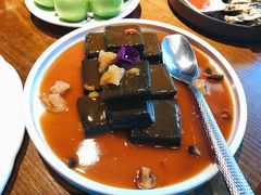 猴头菇鲍汁瑶柱扒制黑豆腐-肴约·花园式餐厅(湖里店)