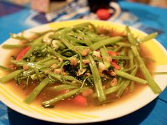 -Thiw Soen Seafood Restaurant