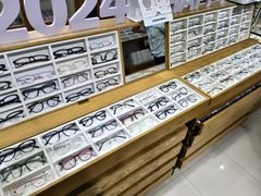 -沪睛眼镜蔡司官方授权店(金桥佳林路店)
