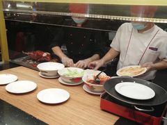 -四海一家自助餐(益田假日广场店)