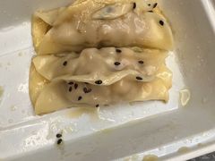 两头乌脆皮锅贴-春家·非遗手工小吃(三墩新天地店)