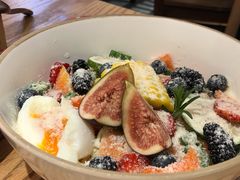 三文鱼温泉蛋沙拉-馥家小馆(黔灵山公园店)