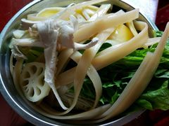 -佘记全家福芋儿鸡(向阳街总店)