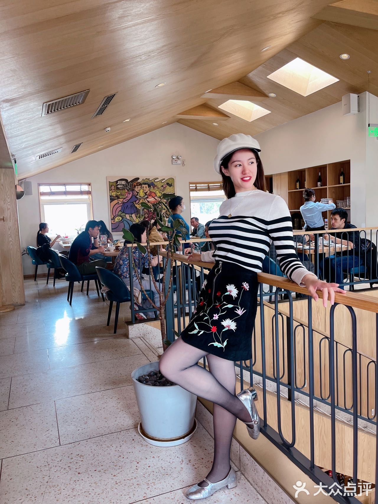 越南菜就看这家，12年老牌口味贼正宗！[加油]