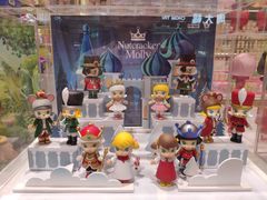 -泡泡玛特POPMART(杭州乐堤港店)