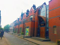 -钟书阁(松江泰晤士小镇店)