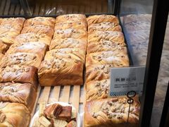 -Dough&Joe团憩(瑞虹天地月亮湾店)