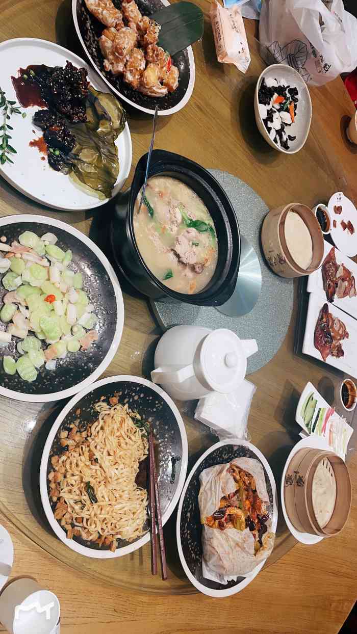 新梅华餐厅(昆山九方城店)-"服务?这家店有服务?