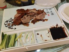 片皮鸭-绍兴饭店(大宁店)