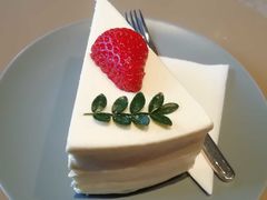 草莓蛋糕-来回·咖啡(天河南店)