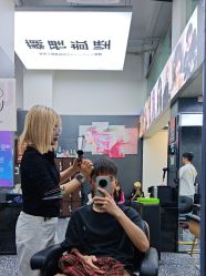 -藤野造型专业烫染接发