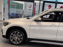 -上海宝信宝马4S店