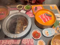 -牛YO寿喜烧·铁板烧和牛火锅自助(市府恒隆店)