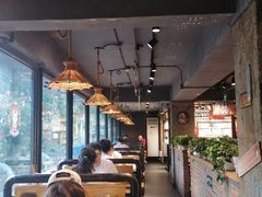 靠窗位-管氏翅吧(甘家口店)