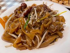 招牌干炒牛河-新大咀港式茶餐厅(宝山万达店)