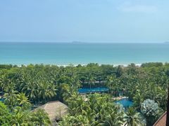 -三亚湾海居铂尔曼度假酒店