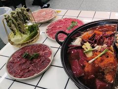 -扎起市井老火锅(乐山总店)